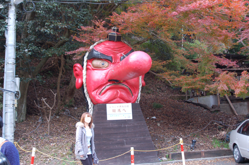 鞍馬駅前の大きな天狗