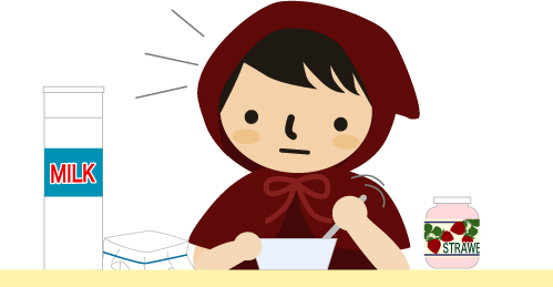 いちごジャムを入れたヨーグルトを食べる