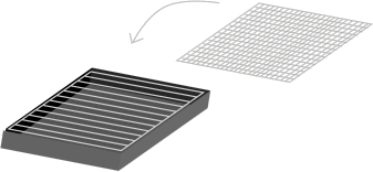 魚焼きグリルに網をのせる